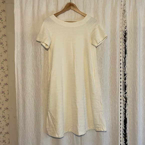 Uniqlo Boat neckline Textured Short sleeve Dress - Picture 3 of 4